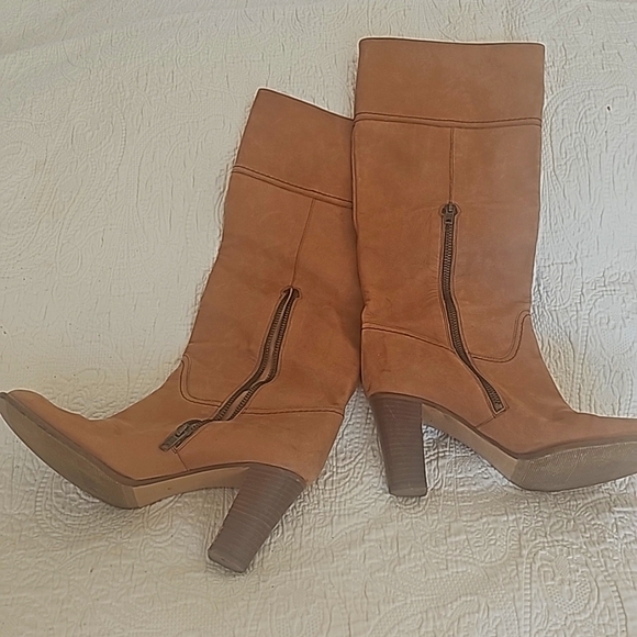 J Crew  tall high  heel boots - Picture 3 of 9